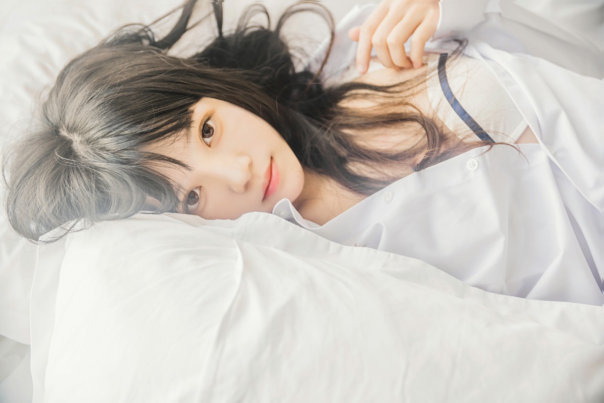 图片[27]-萝莉风COS 桜桃喵 – 白衬衫散发 – COSPLAY-小爱·美女部落