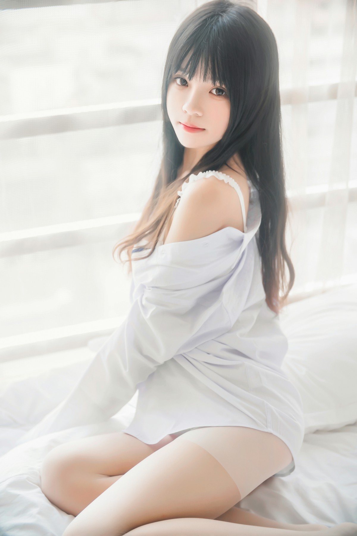 图片[31]-萝莉风COS 桜桃喵 – 白衬衫散发 – COSPLAY-小爱·美女部落