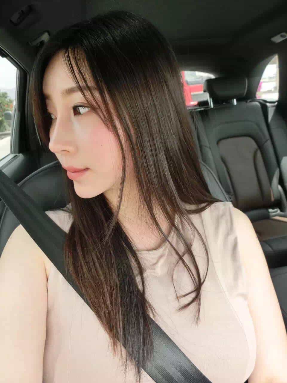 童小芯 – 微信朋友圈系列合集-小爱·美女部落